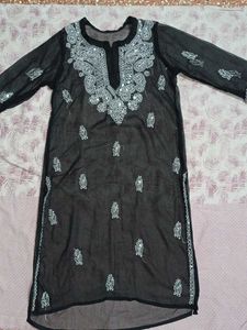 Chikankari kurti