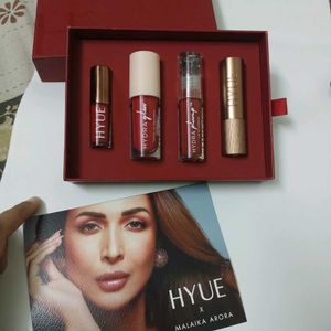 HYUE Lip Set