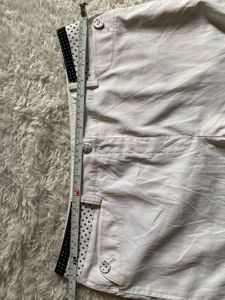 Y2K Chic White Capris