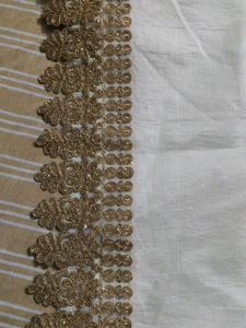White Kurta with Gold Embellishmentss size xl