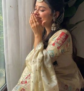 Elegant Fancy Cream Kurta Set. Perfect for Diwali!