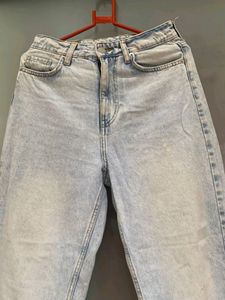Loose h&m mom jeans