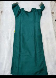 Emerald Green Embroidered Kurti Set
