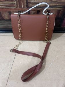 Chic Brown &amp; White Handbag