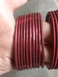 Set of brown Bangles