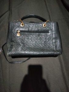 GAZZOMANI black hand bag with detachable sling