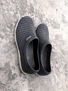 Comfortable Black Mesh Slip-On Shoes