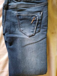 Distressed High-Waisted Skinny Jeans