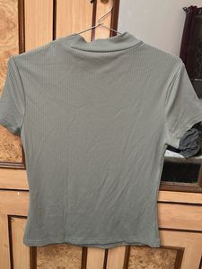 Ribbed Mock Neck Crop Top