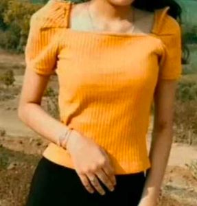Chic Off-the-Shoulder Ribbed Top