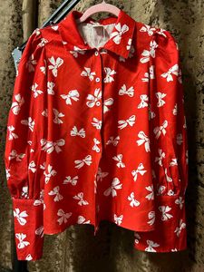 Red Bow Print Button-Up Shirt