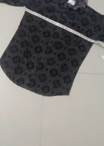 TUP Gray Patterned Button-Down