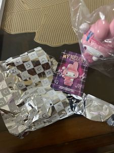 Kuromi and My melody moving scene blind box miniso