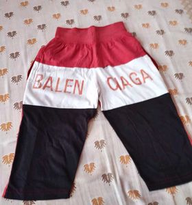 Cute Red &amp; White Shorts