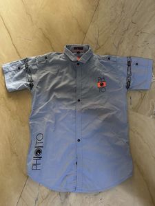 LIGHT BLUE SHIRT