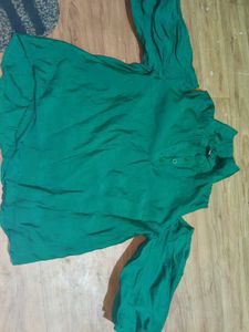 Stylish Green Cold-Shoulder Top