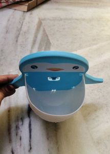 💙🩵Penguin Holder