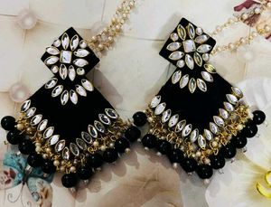 Woman Fancy Party Wear Havey Long Size Earrings