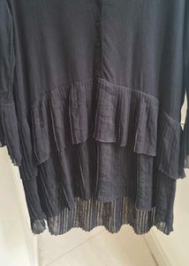 ZARA Chic Black Pleated Midi Dress with Belt