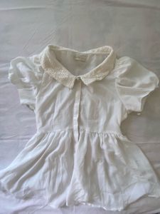 Chic White Lace Collar Peplum Top