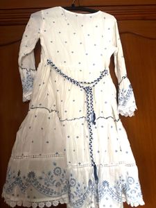 White Embroidered Kurta