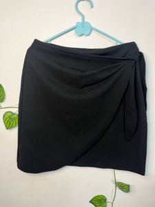 Chic Black Wrap Skirt