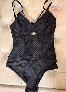 NEW IN ! very sexy black bodysuit