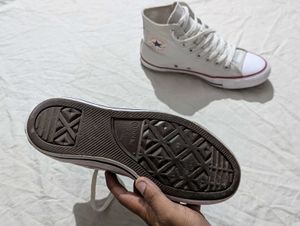 White Converse High-Top Sneakers ( unisex )