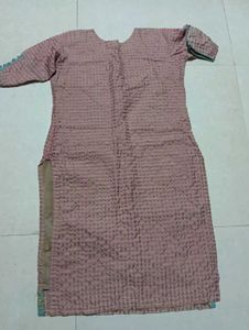 Stylish Pink Embroidered Kurta