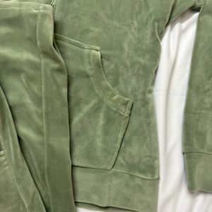 FINAL SALE 🎉Velour Night Suit Set