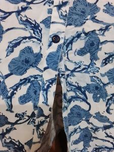 Floral Print Sleeveless Kurta