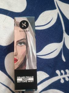 Sugar Dewy Setting Mist