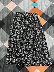 Chic Floral Print Maxi Skirt