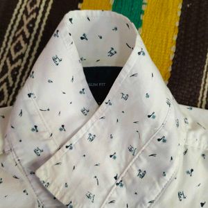 Men's White Printed half Sleeve Shirt