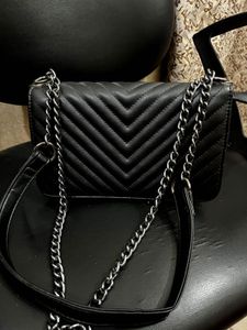 Chic Black Crossbody Bag