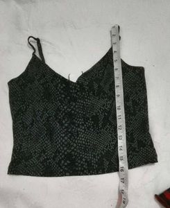 Very Amazing N Beautiful Crop Top