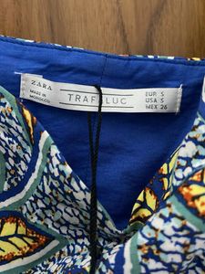 Zara  Printed Crop Top