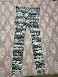 Chic Black &amp; White Ethnic Kurta Set