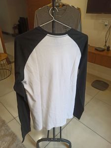 Full Sleve Black And White Tshirt