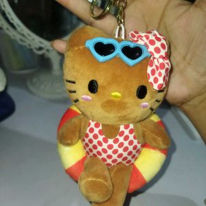 Tanned hello kitty bag charm 🧸
