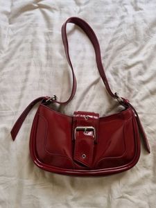 Stylish Burgundy Shoulder Bag