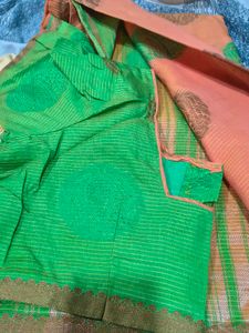 Dual color saree