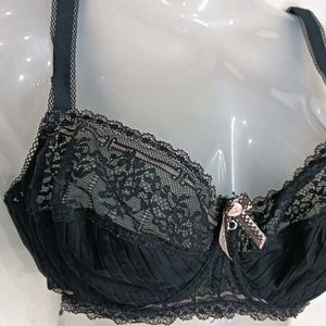 Elegant🥰 Black Lace Bra