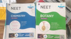 NCERT Akash NEET BOOKS  5 Sets (FOR Nee.T Asp)