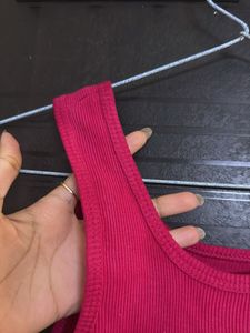 Ribbed Pink Cropped Tank Top