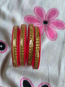 Set of 4 Red & Gold Bangles