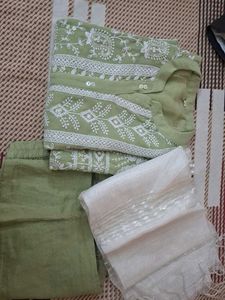 Elegant Green Embroidered Kurta set