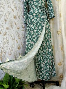✨Elegant Green Leaf Print Wrap Dress✨