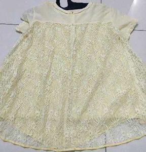 Chic Lace Trimmed Yellow Top