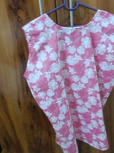 New and never wear Pink Floral Kurta